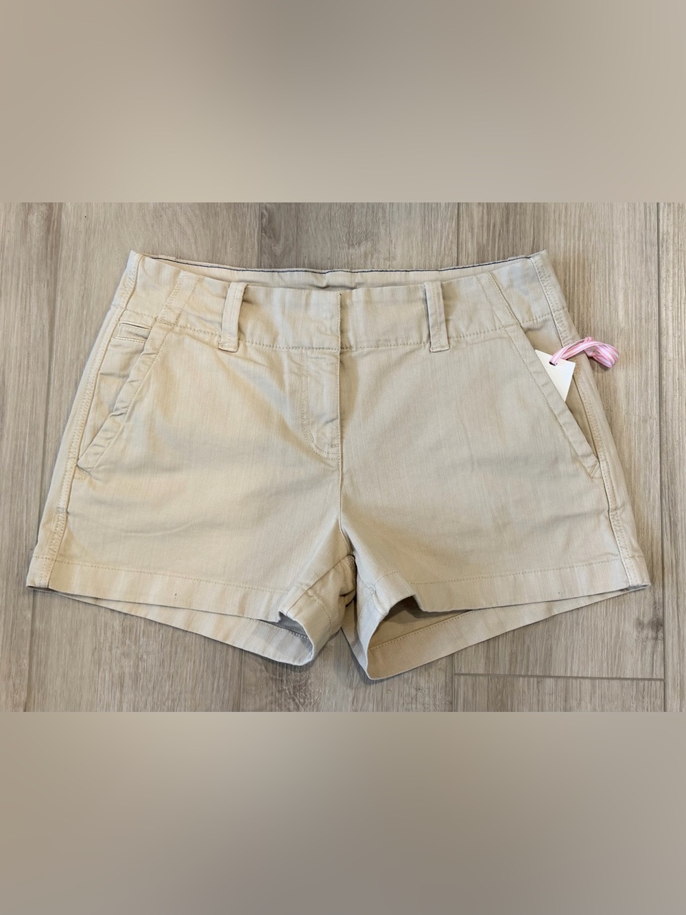 NWT Vineyard Vines 3 1/2 Inch Herringbone Every Day Shorts Stone Size 2
